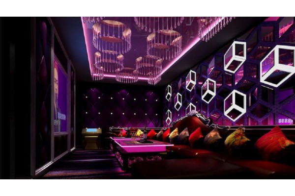 重庆男子按摩师，技术一流，轻松缓解疲劳！